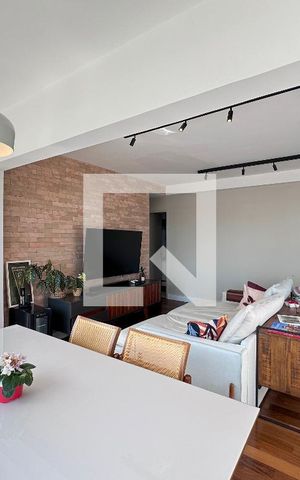 Apartamento à venda com 96m², 2 quartos e 2 vagasSala