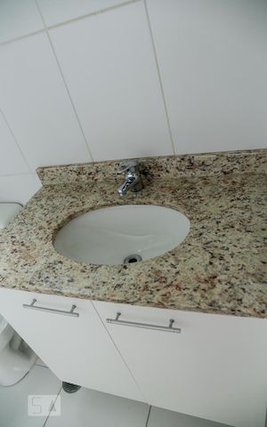 Apartamento à venda com 56m², 2 quartos e 1 vagaBanheiro