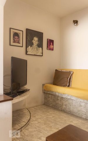 Casa à venda com 250m², 4 quartos e 3 vagasSala