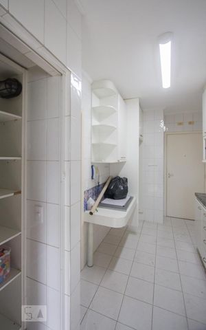 Apartamento à venda com 98m², 3 quartos e 2 vagasCozinha