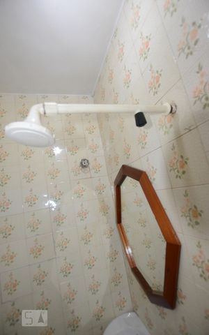 Apartamento para alugar com 70m², 2 quartos e 1 vagaBanheiro  serviço