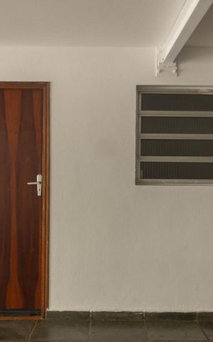 Casa à venda com 176m², 3 quartos e 4 vagas Casa à venda com 176m², 3 quartos e 4 vagasQuarto de Serviço