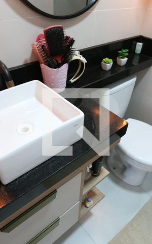 Apartamento à venda com 33m², 2 quartos e sem vagaBanheiro