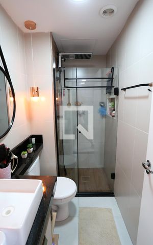 Apartamento à venda com 33m², 2 quartos e sem vagaBanheiro