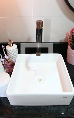 Apartamento à venda com 33m², 2 quartos e sem vagaBanheiro