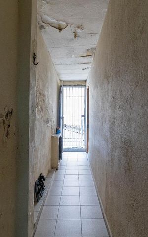 Casa à venda com 146m², 4 quartos e sem vagaCorredor Lateral