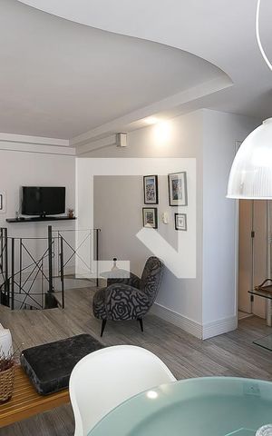 Apartamento à venda com 102m², 2 quartos e 2 vagas Apartamento à venda com 102m², 2 quartos e 2 vagasSala