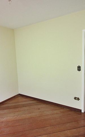 Casa para alugar com 110m², 2 quartos e 2 vagasQuarto 2