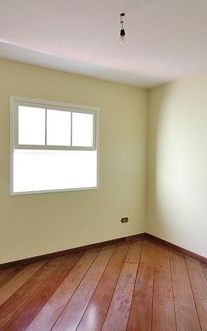 Casa para alugar com 110m², 2 quartos e 2 vagasQuarto 2