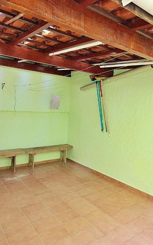 Casa para alugar com 110m², 2 quartos e 2 vagasLavanderia