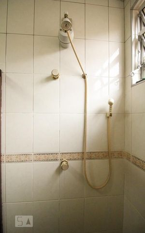 Casa à venda com 168m², 2 quartos e 1 vaga Casa à venda com 168m², 2 quartos e 1 vagaBanheiro Quarto 2 - Suíte
