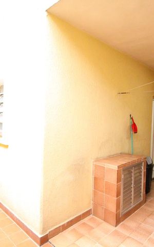 Casa à venda com 168m², 2 quartos e 1 vaga Casa à venda com 168m², 2 quartos e 1 vagaQuintal