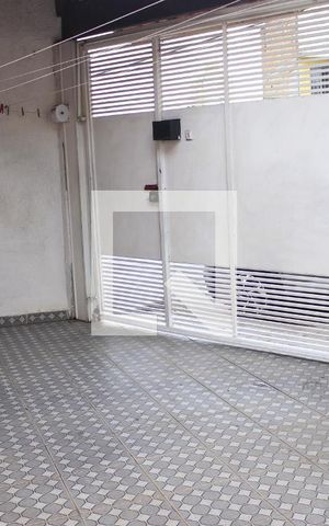 Casa à venda com 130m², 3 quartos e 2 vagasGaragem