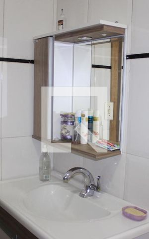 Casa à venda com 130m², 3 quartos e 2 vagasBanheiro 2
