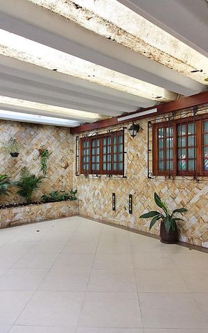 Casa para alugar com 300m², 3 quartos e 3 vagasGaragem