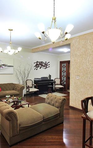 Casa para alugar com 300m², 3 quartos e 3 vagasSala 