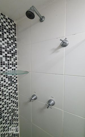 Apartamento para alugar com 52m², 2 quartos e 1 vaga Apartamento para alugar com 52m², 2 quartos e 1 vagaBanheiro