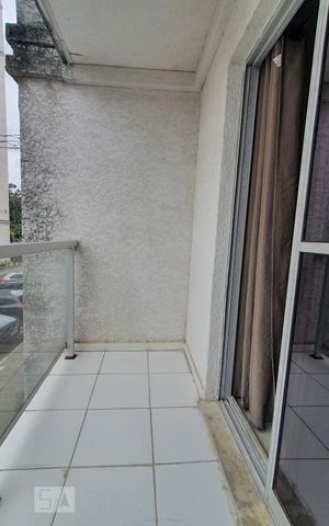 Apartamento para alugar com 52m², 2 quartos e 1 vaga Apartamento para alugar com 52m², 2 quartos e 1 vagaVaranda