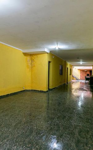 Casa à venda com 270m², 4 quartos e 5 vagasGaragem