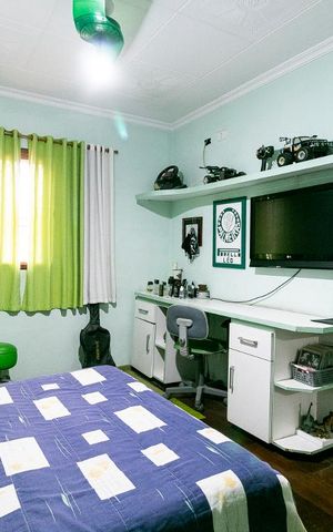 Casa à venda com 270m², 4 quartos e 5 vagasQuarto 1