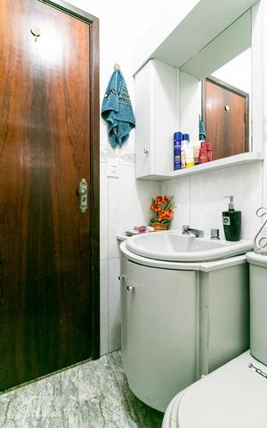 Casa à venda com 270m², 4 quartos e 5 vagasBanheiro