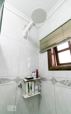 Casa à venda com 270m², 4 quartos e 5 vagasBanheiro