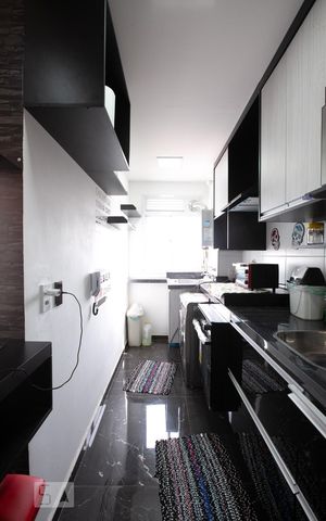 Apartamento à venda com 56m², 2 quartos e 1 vagaCozinha
