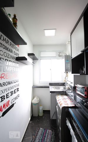 Apartamento à venda com 56m², 2 quartos e 1 vagaCozinha