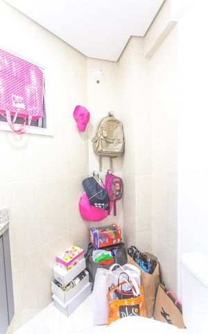 Apartamento à venda com 198m², 4 quartos e 3 vagasBanheiro suíte 2