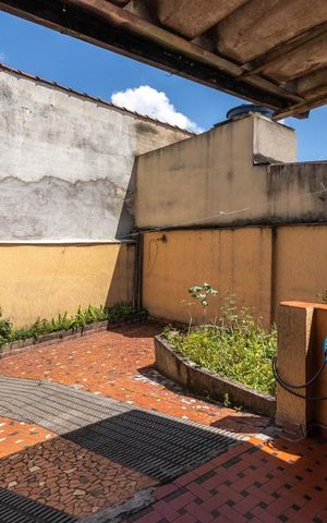 Casa à venda com 178m², 3 quartos e 3 vagasGaragem