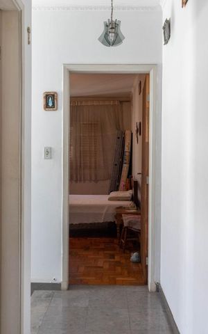 Casa à venda com 178m², 3 quartos e 3 vagasCorredor