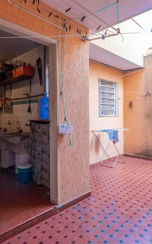 Casa à venda com 178m², 3 quartos e 3 vagasQuintal