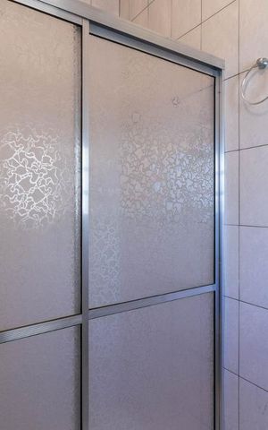 Casa à venda com 178m², 3 quartos e 3 vagasBanheiro da Suíte