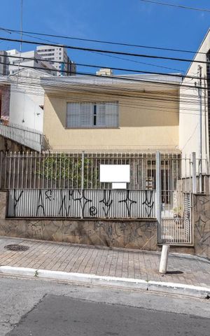 Casa à venda com 178m², 3 quartos e 3 vagasFachada 1