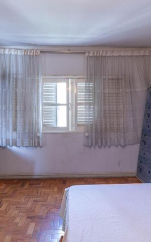 Casa à venda com 178m², 3 quartos e 3 vagasSuíte
