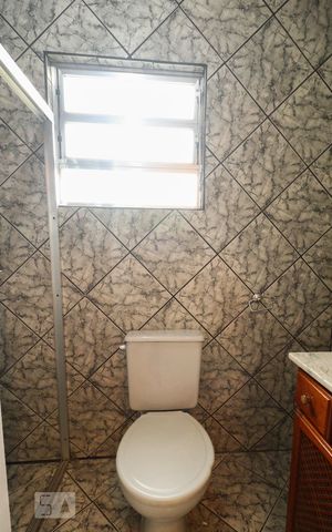 Apartamento para alugar com 121m², 3 quartos e 1 vaga Apartamento para alugar com 121m², 3 quartos e 1 vagaBanheiro