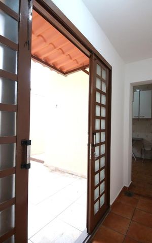 Casa para alugar com 150m², 3 quartos e 1 vagaÁrea de Serviço