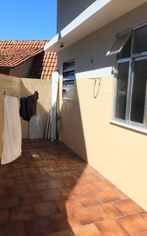 Casa à venda com 240m², 4 quartos e 2 vagasÁrea de Serviço