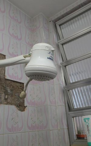 Casa à venda com 240m², 4 quartos e 2 vagasBanheiro Social