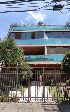 Apartamento à venda com 120m², 3 quartos e 2 vagasFachada do Condomínio