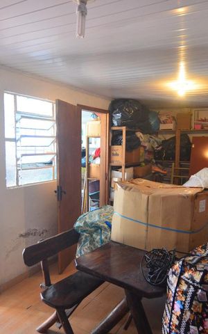 Casa à venda com 136m², 3 quartos e 1 vagaÁrea de serviço