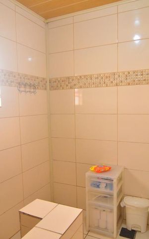 Casa à venda com 136m², 3 quartos e 1 vagaBanheiro