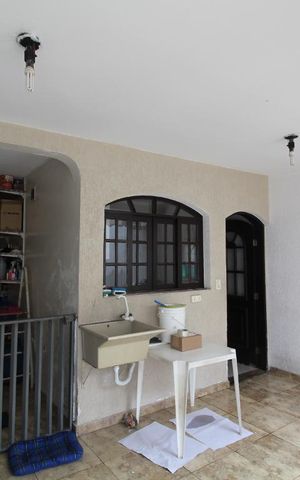 Casa à venda com 338m², 4 quartos e 3 vagasÁrea serviço