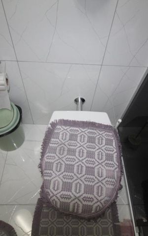 Casa à venda com 338m², 4 quartos e 3 vagasBanheiro 2 social