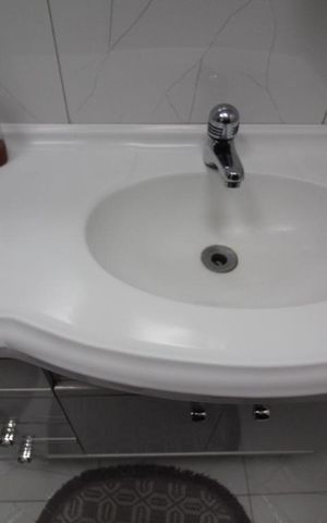 Casa à venda com 338m², 4 quartos e 3 vagasBanheiro 2 social
