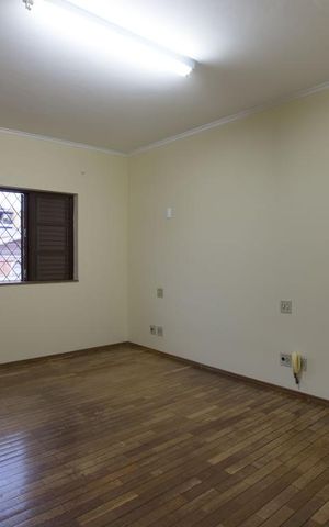 Casa para alugar com 350m², 4 quartos e 2 vagasSuíte 3