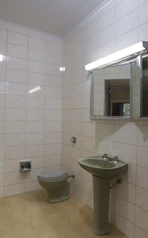 Casa para alugar com 350m², 4 quartos e 2 vagasBanheiro da suíte 2