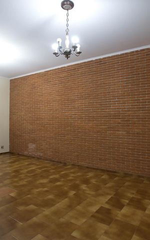 Casa para alugar com 350m², 4 quartos e 2 vagasSala