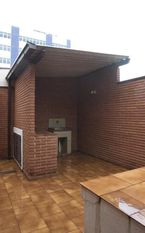 Casa para alugar com 350m², 4 quartos e 2 vagasQuintal