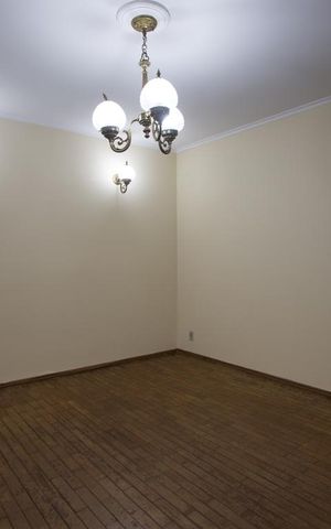 Casa para alugar com 350m², 4 quartos e 2 vagasSala de TV